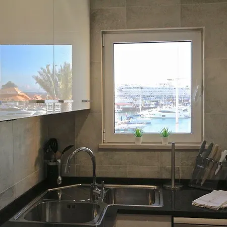 Marina Plaza 162 - Clever Details וילהמורה