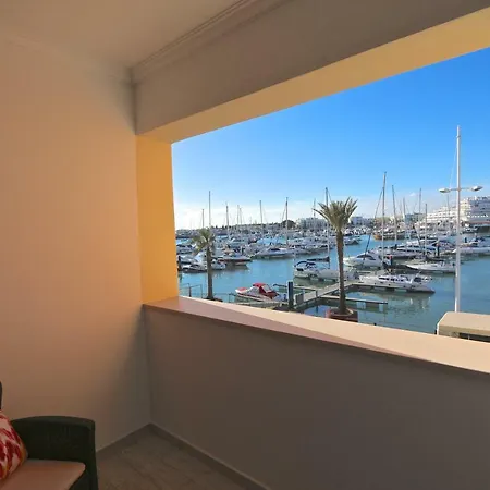 Διαμέρισμα Marina Plaza 162 - Clever Details